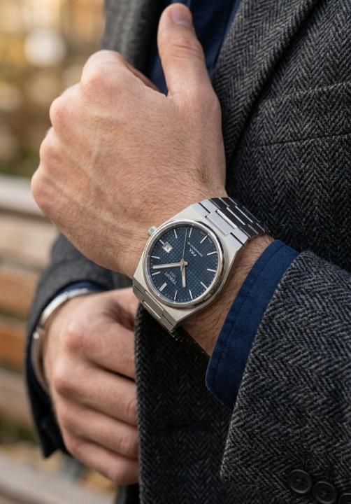Tisso t PRX Premium Watch Back open WC 555