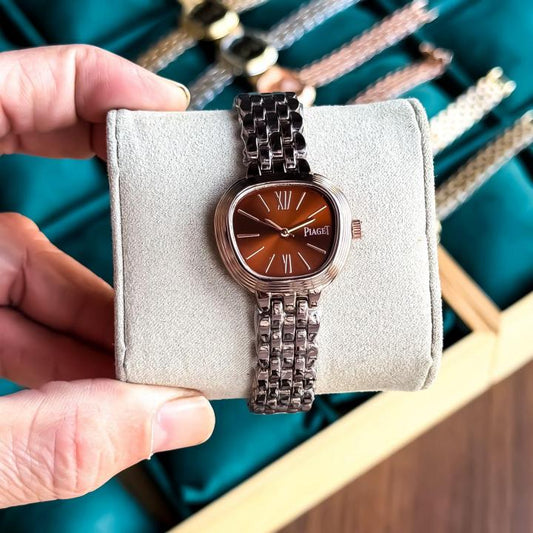 PIAGET FOR HER