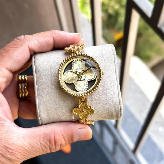 Loui_s Vuitton ladies watch gold dail